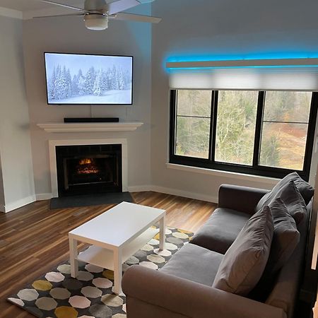 Modern Condo With Ski In & Ski Out - Silver Creek Lodge, Snowshoe Ngoại thất bức ảnh